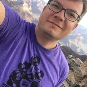 Meet your Posher, Zach